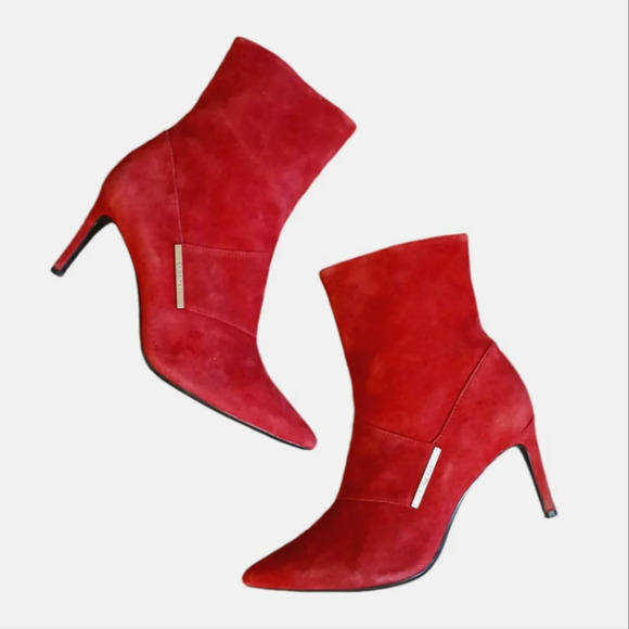 Calvin Klein Ruthie Red Suede Booties Women's Heeled Ankle Boots Size 11 - Picture 1 of 11